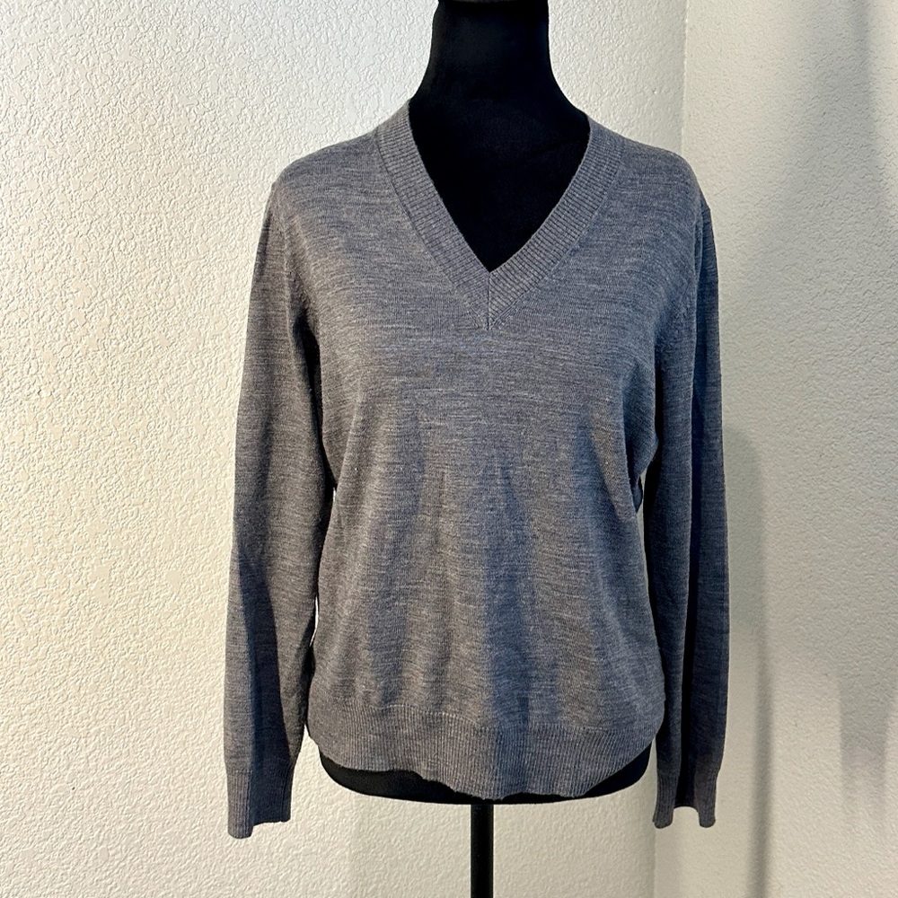 Charter Club Women’s V-Neck Wool Grey Sweater